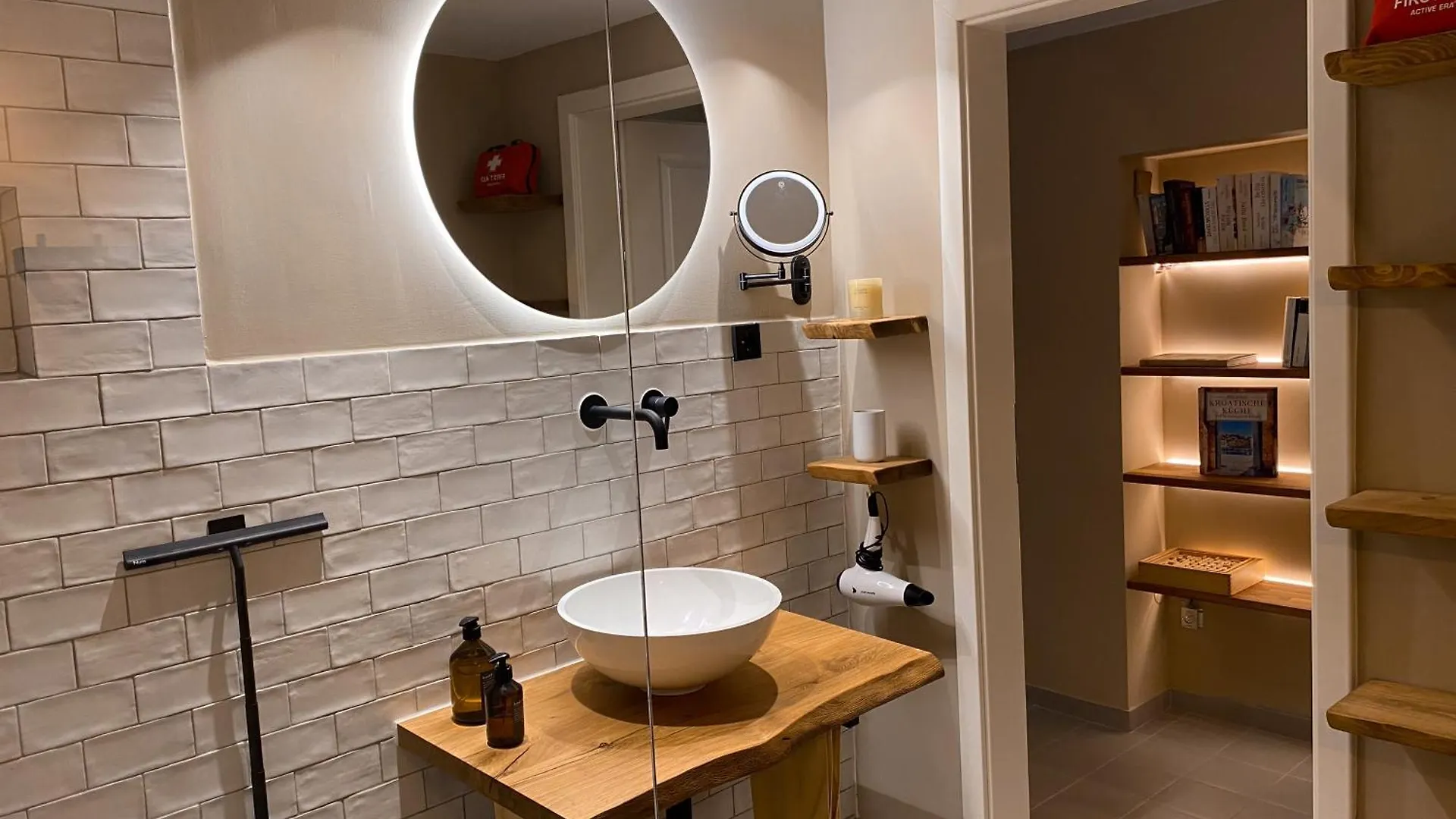 Villa Cosy Getaway Gostinjac Ferienhaus